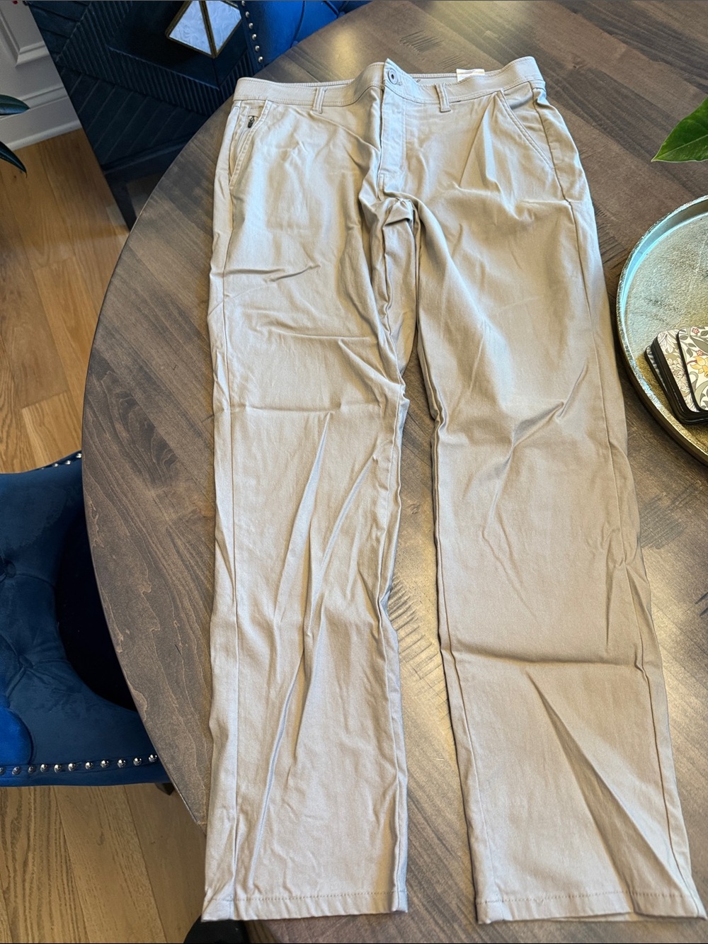 Men's Casual Cotton Chino Pants in Light Khaki 34x32